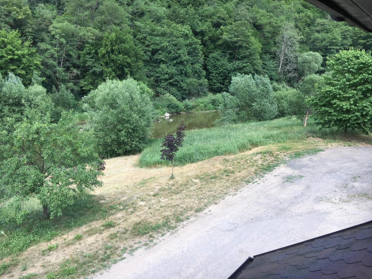 Chata Privlaky Экстерьер фото